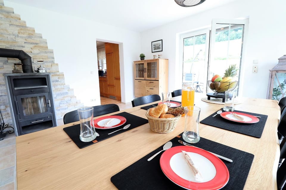 Ferienhaus Flechtdorfer Waldblick House in Diemelsee