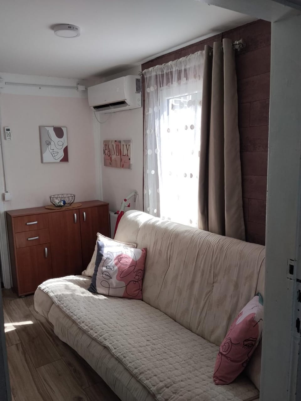 Olive cabin - Kuća maslina i mira u Đenovićima! Cabin in Kotor Municipality