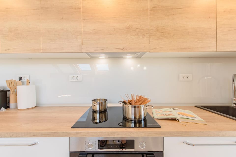 Kitchen or kitchenette, pet friendly