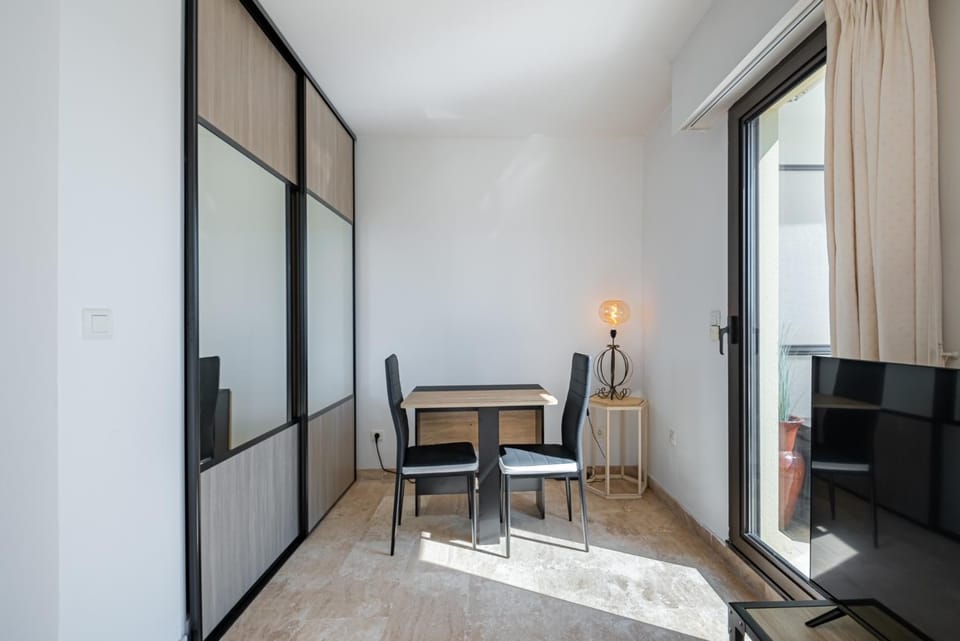 Studio BELLE VUE - Axelle Loc'Appart Apartment in Mandelieu-La Napoule