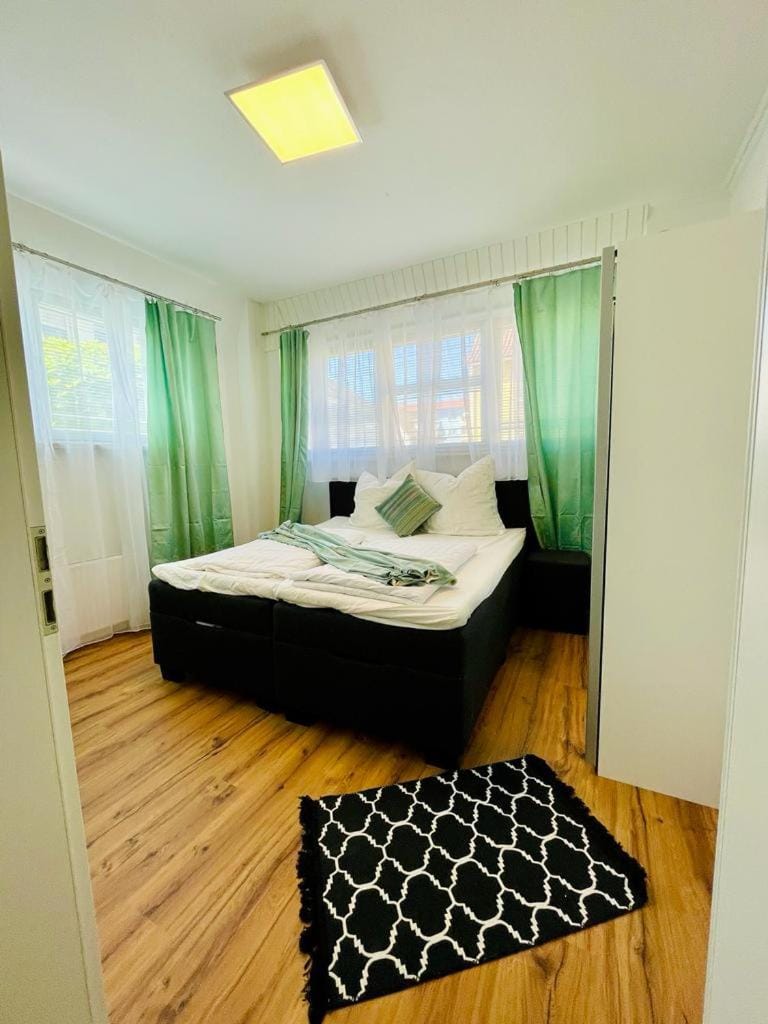 4Room-Central, Modern near MTU-The Catamaran by Lakescape FeWos Apartment in Friedrichshafen