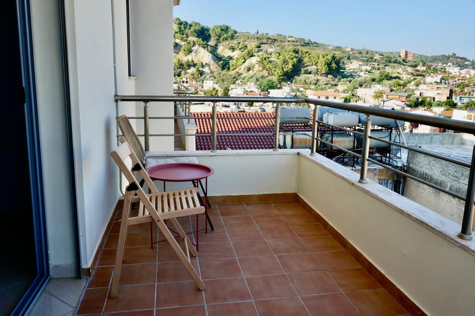 Balcony/Terrace, Balcony/Terrace