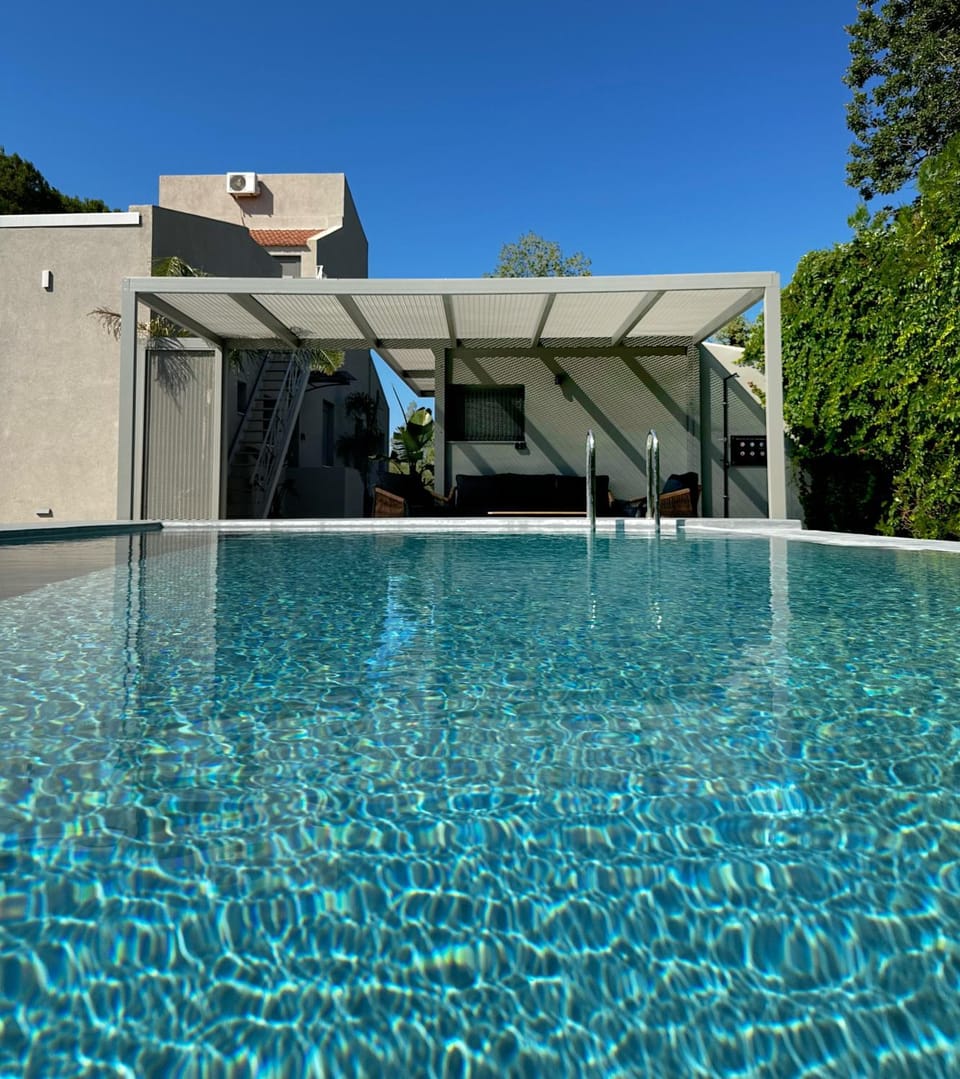 Pool view, Swimming pool