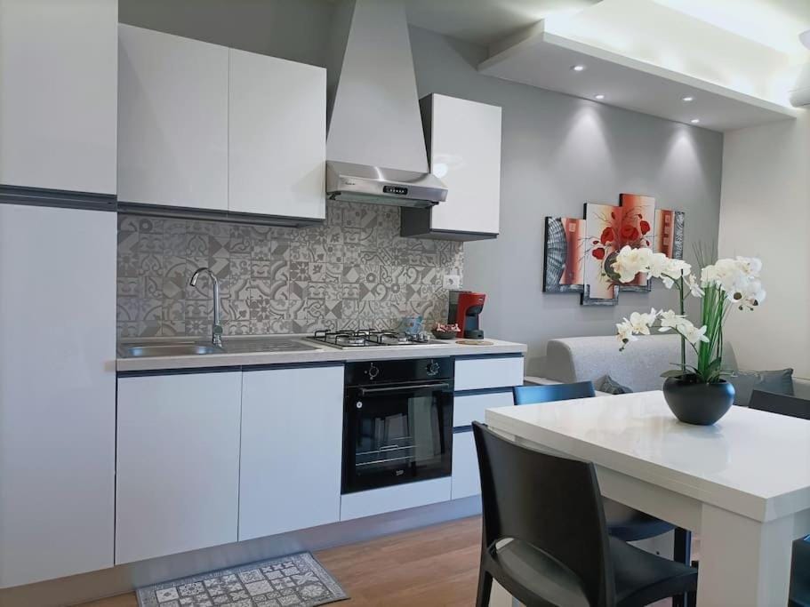Le Tre Orchidee - Taormina Apartment in Taormina