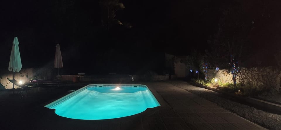 Night, Swimming pool