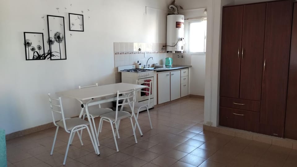 Photo of the whole room, Dining area, hair dresser, pet friendly, stove, wardrobe, kitchen
