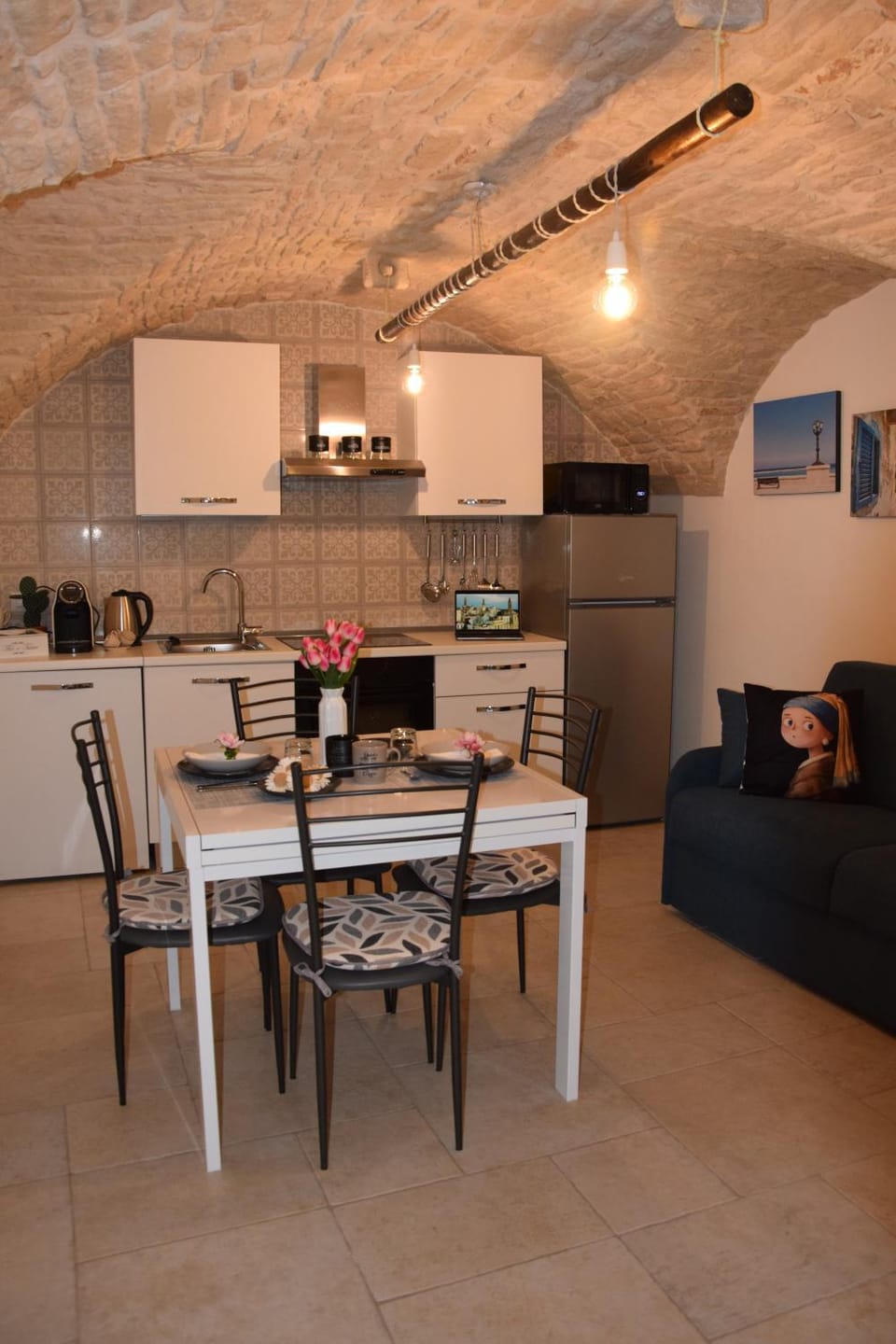Kitchen or kitchenette, Living room, Seating area, Dining area, dishwasher, minibar, pet friendly, stove, toaster