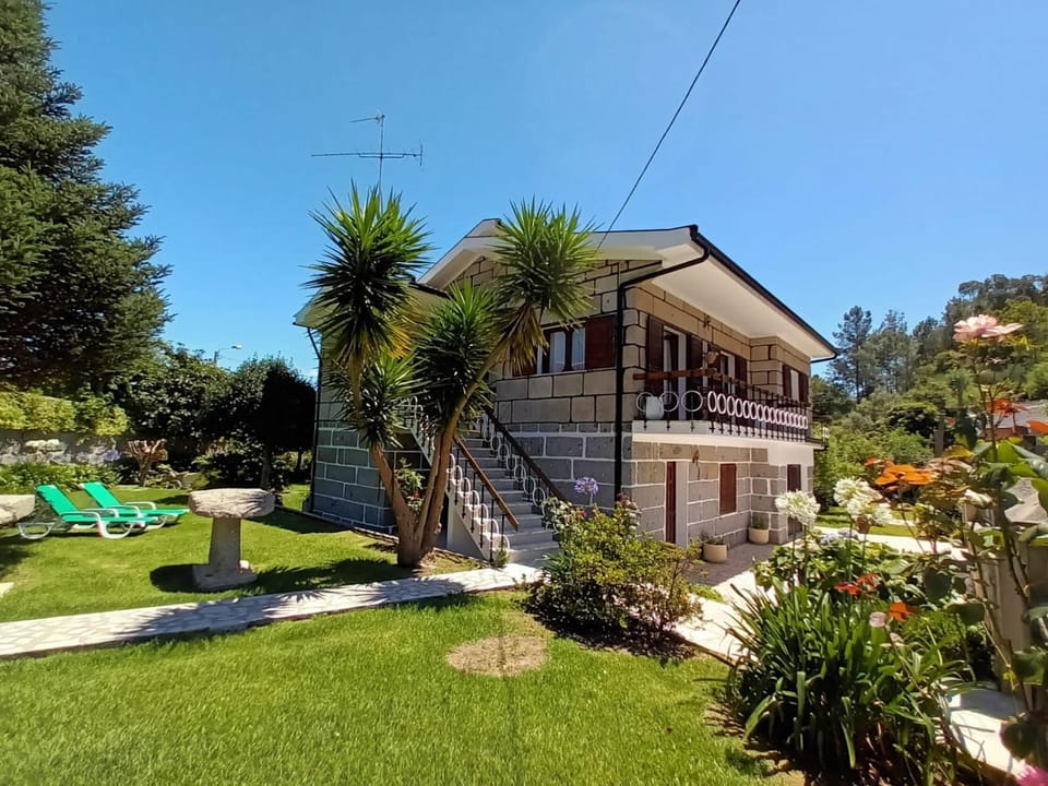 VILA GUIA in Valdreu House in Viana do Castelo District, Portugal