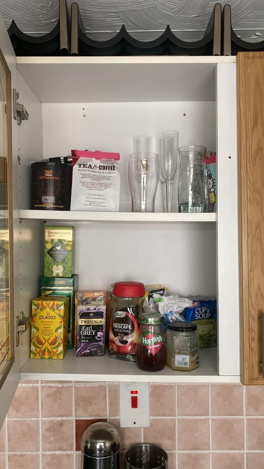 Coffee/tea facilities, Kitchen or kitchenette, Food and drinks