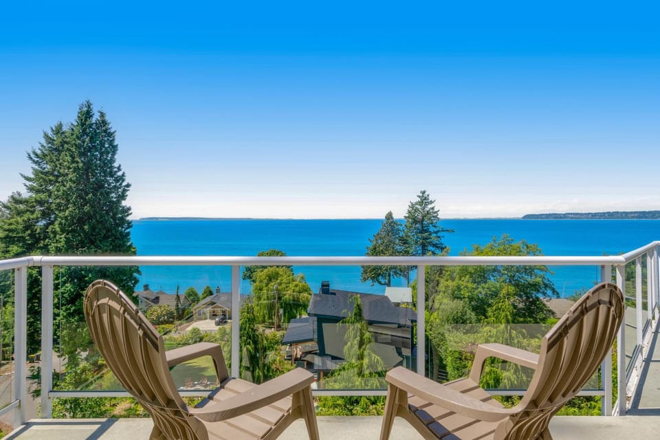 Driftwood Retreat House in Blaine