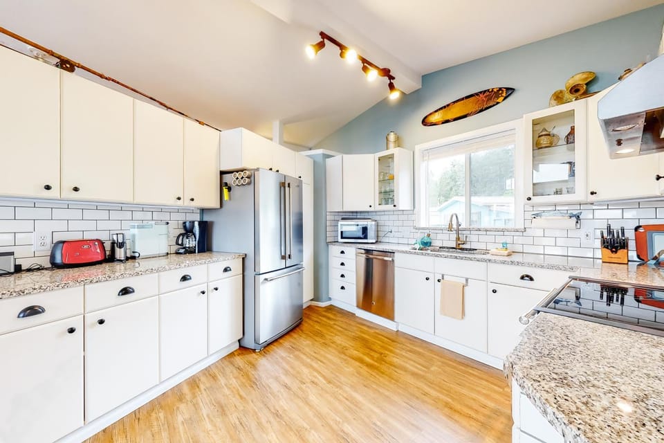 Evinrude Escape House in Whidbey Island