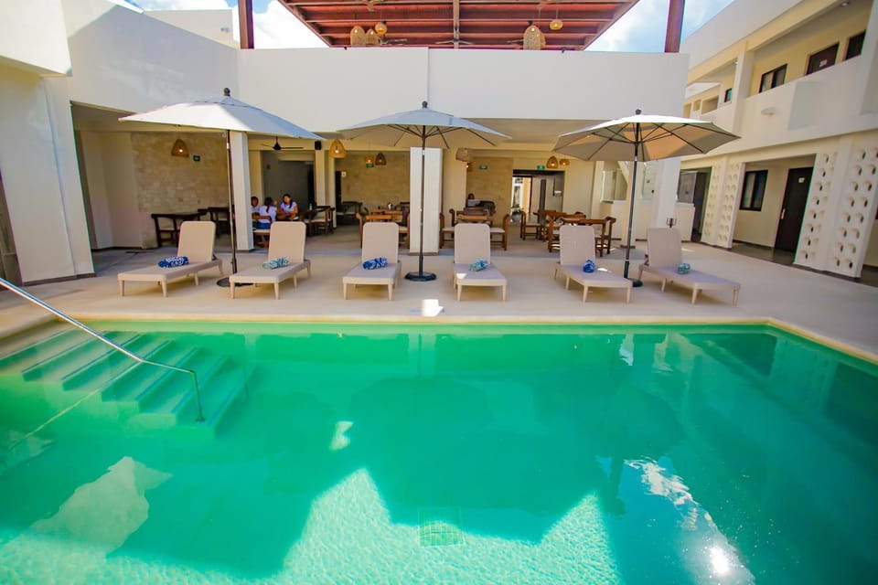 Swimming pool