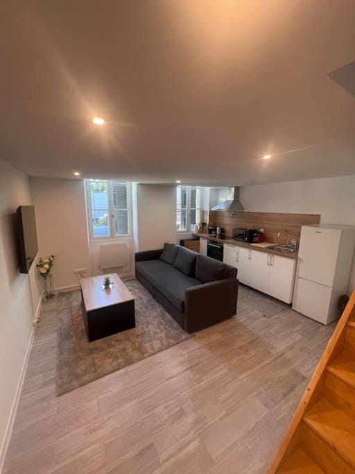 T2 neuf et moderne climatiser avec Netflix amazon Apartment in Marseille