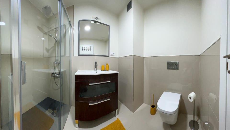 Shower, Bathroom, towels