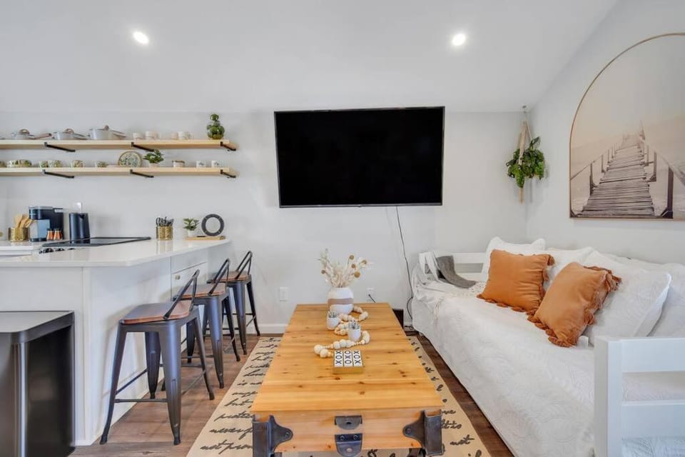 Sweet Nest Bluffton Cottage Apartment in Bluffton