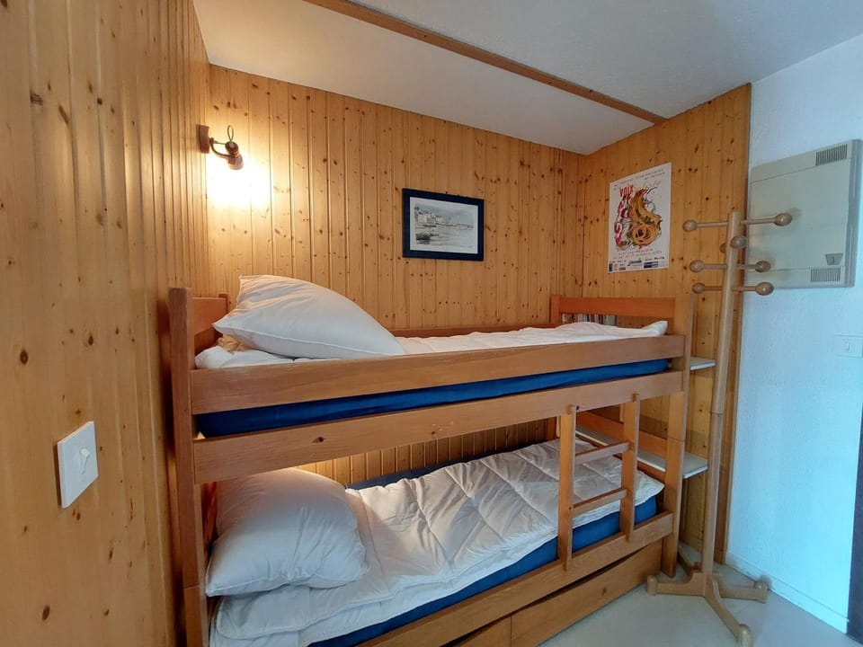 Charmant appartement à Méaudre - 5 pers, parking inclus - FR-1-737-39 Apartment in Provence-Alpes-Côte d'Azur