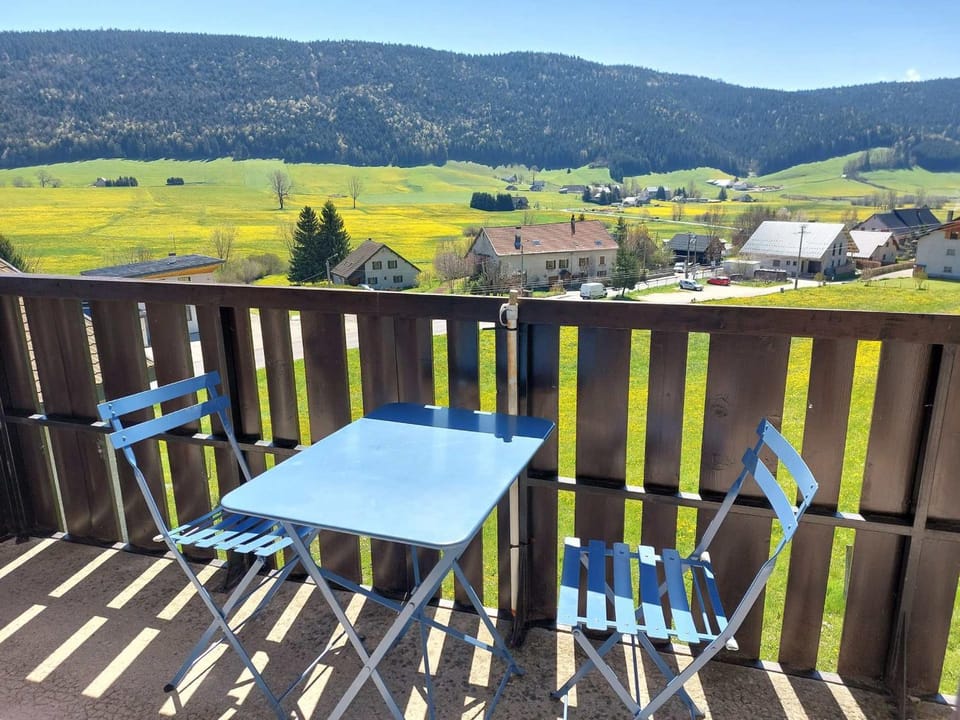 Charmant appartement à Méaudre - 5 pers, parking inclus - FR-1-737-39 Apartment in Provence-Alpes-Côte d'Azur