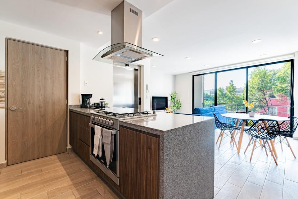 Kitchen or kitchenette
