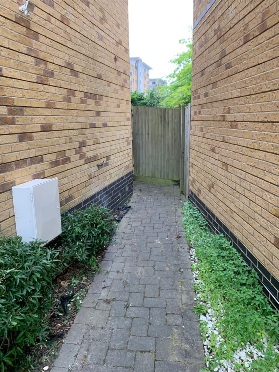 Facade/entrance