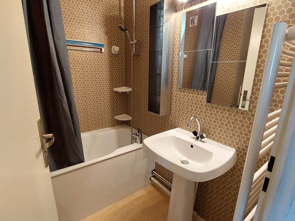 Studio montagnard à Autrans, 3 pers, parking privé, 2 étoiles - FR-1-737-57 Apartment in Auvergne-Rhône-Alpes