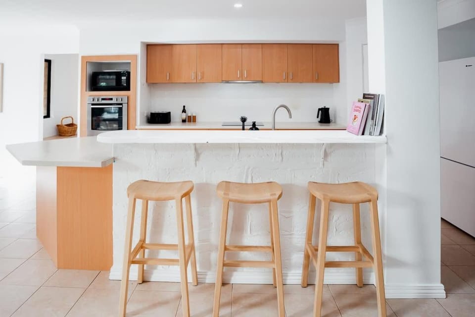Salhus - Laid-back Family Retreat near Town & Beach House in Dunsborough