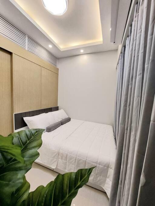 VictoriansHome at The Grass Residences with Bridgeway to SM North Edsa Apartment in Quezon City