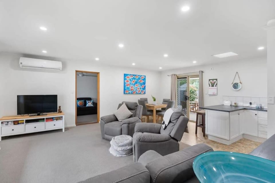 58 Colman Rd Goolwa South - BYO Linen House in South Australia