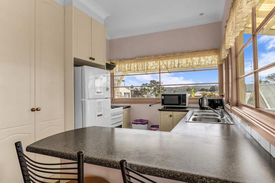 Aberdeen 1 - Lamont Street 112 House in Bermagui
