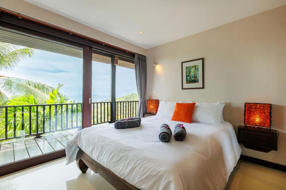 Bed, View (from property/room), Balcony/Terrace, Photo of the whole room, Bedroom