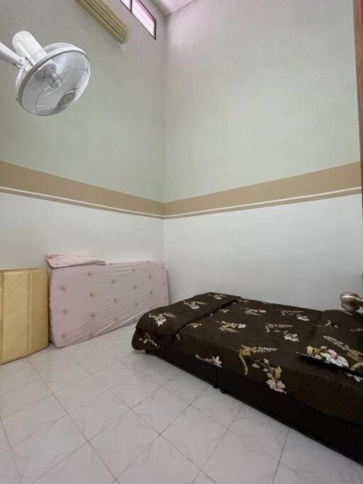 Hajjah Homestay Jln Rajawali Tg Agas House in Johor