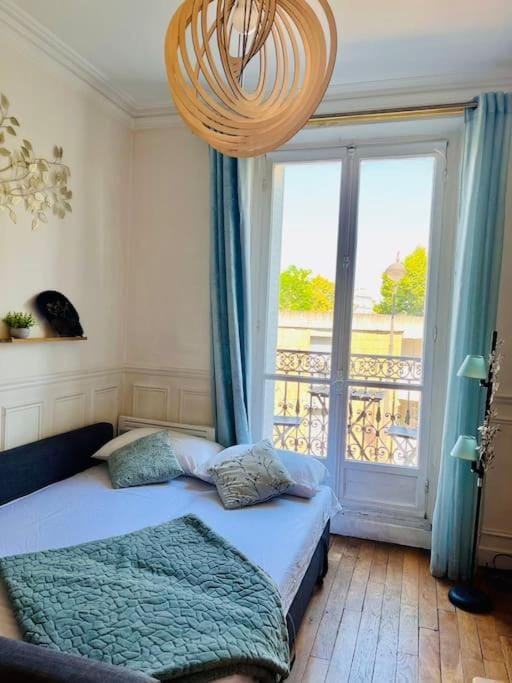 Bed, Balcony/Terrace, Photo of the whole room