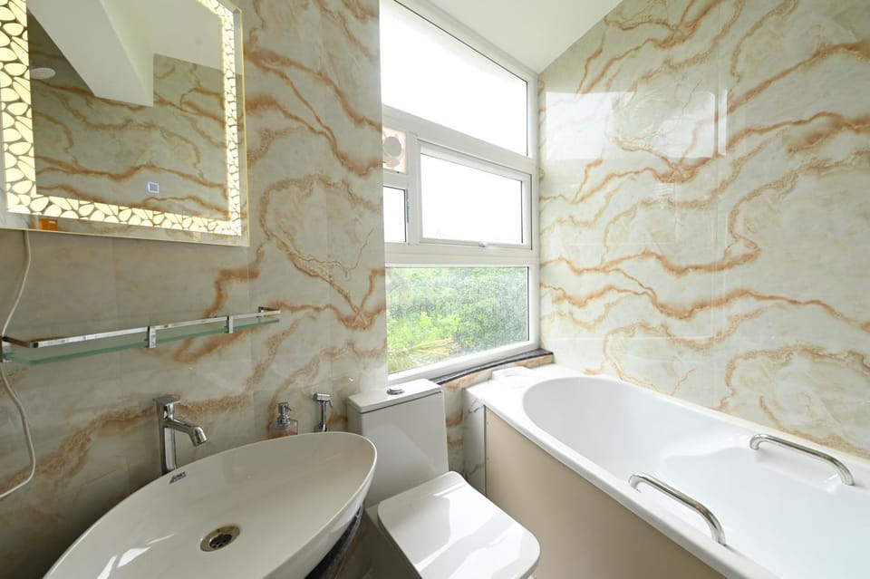 Bathroom, Bath