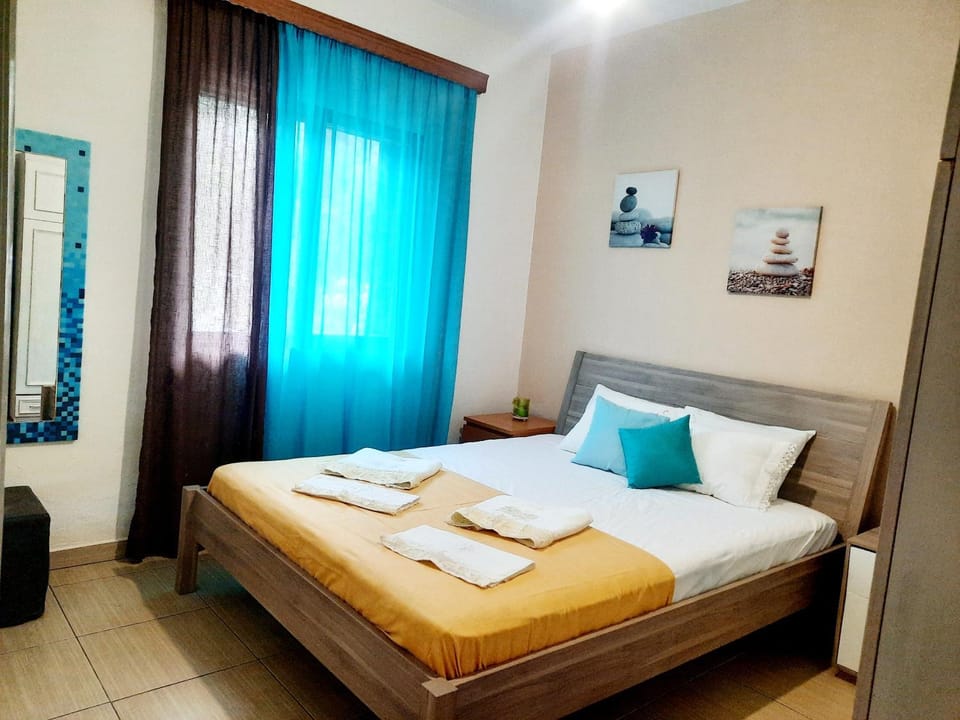 Think Blue Apartment in Nea Vrasna Apartment in Decentralized Administration of Macedonia and Thrace
