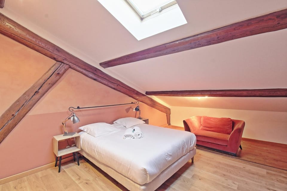 Le Guerin - Parking et Centre Apartment in Nimes
