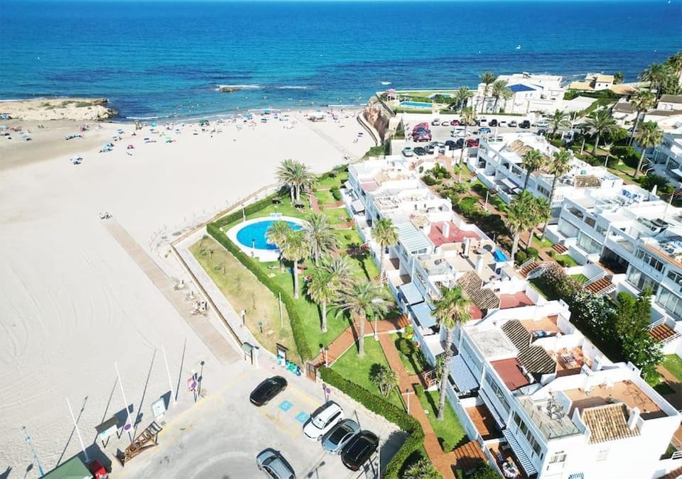 Bungalow frente la playa Cala Capitan ,#PRP002 by Stay Orihuela Costa Apartment in Vega Baja del Segura
