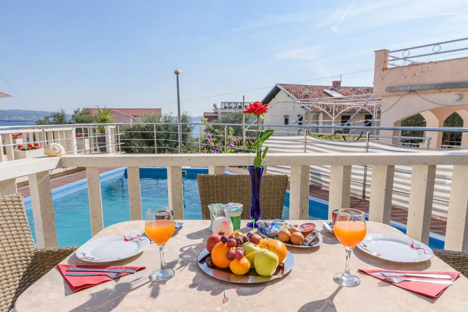 La Bodega Apartments Apartment in Šibenik-Knin County, Croatia