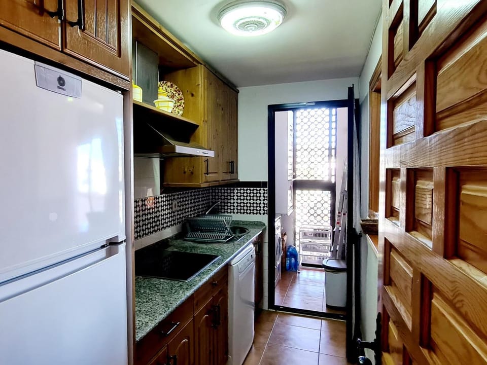 Kitchen or kitchenette, pet friendly