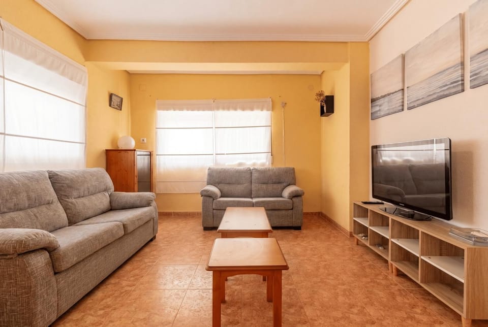 Communal lounge/ TV room, Living room