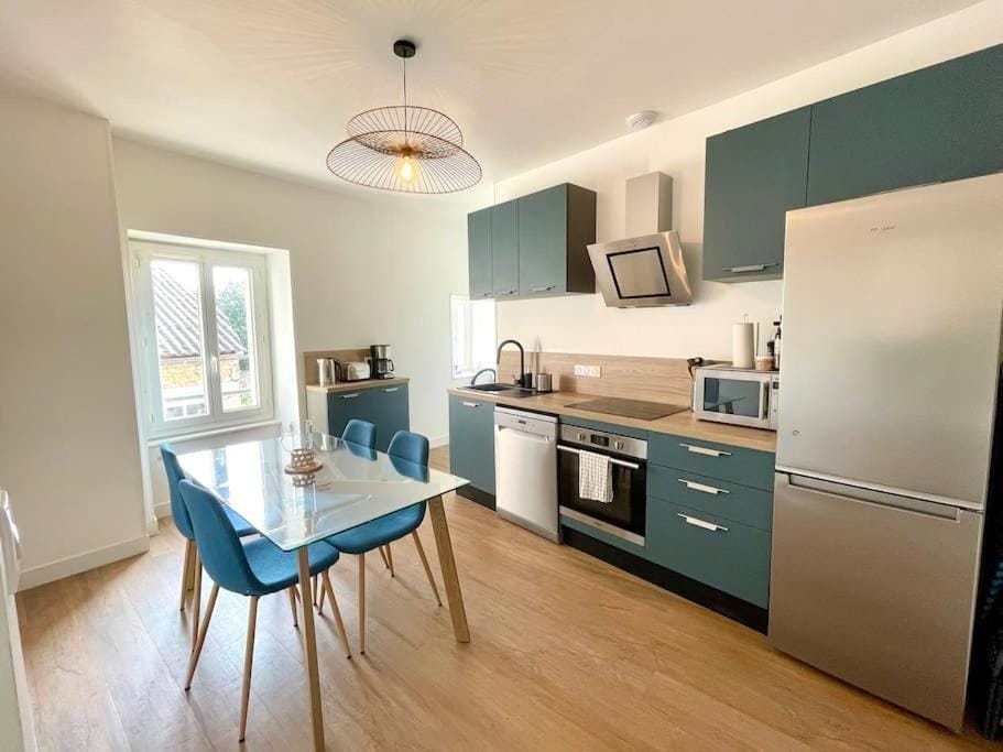 Coffee/tea facilities, Dining area, dishwasher, minibar, pet friendly, toaster, kitchen