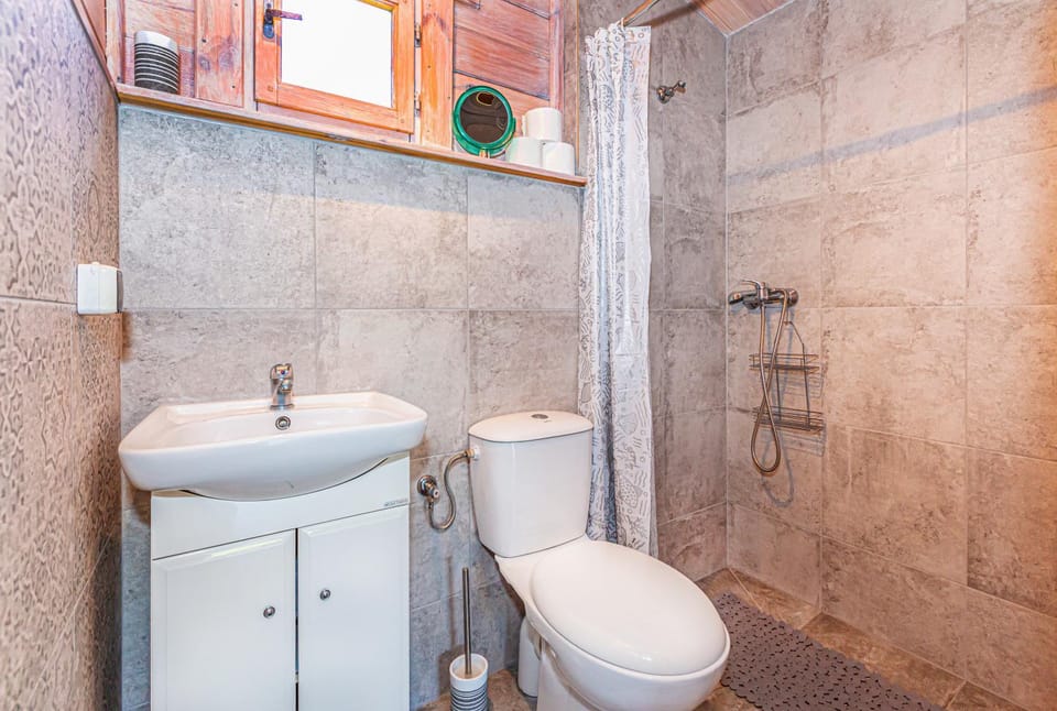 Bathroom, Other