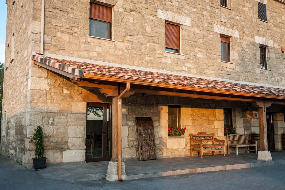 Patio, Facade/entrance, Banquet/Function facilities, Facility for disabled guests