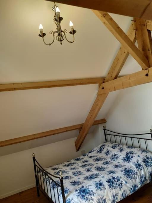 Bonne Chere, Family Friendly Cottage with Pool LPS House in Brittany