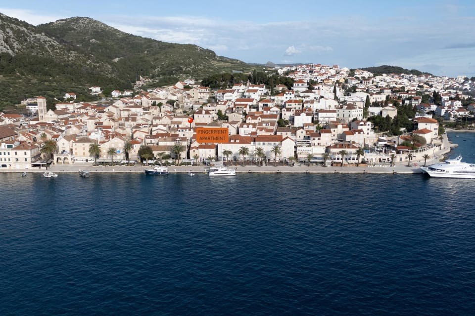 Fingerprint Central Apartment 5 min from Center & Beach Apartment in Hvar