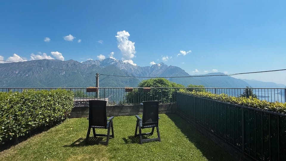 La Gioiosa apartment with garden terrace Apartment in Bellagio