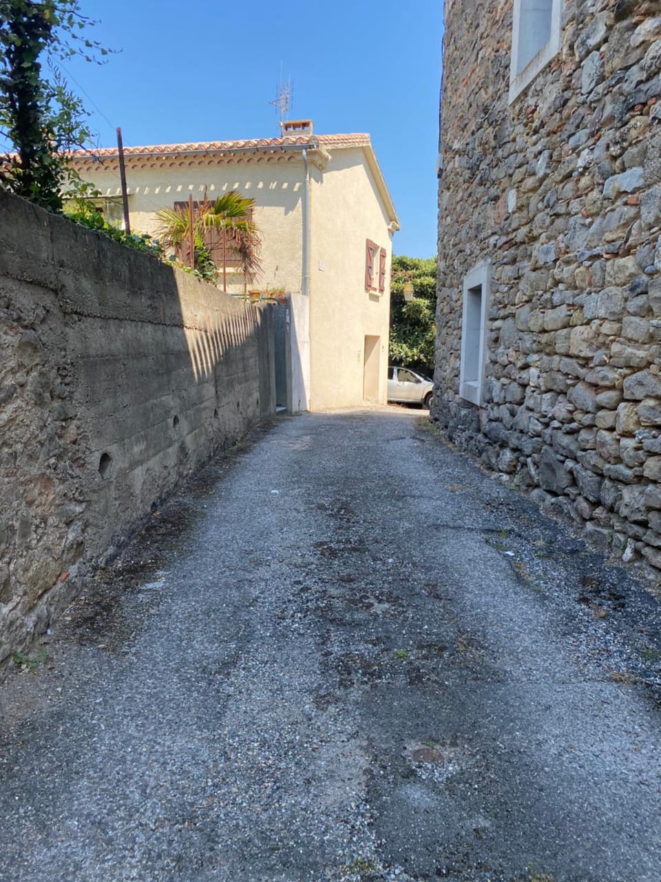 Neighbourhood, Street view