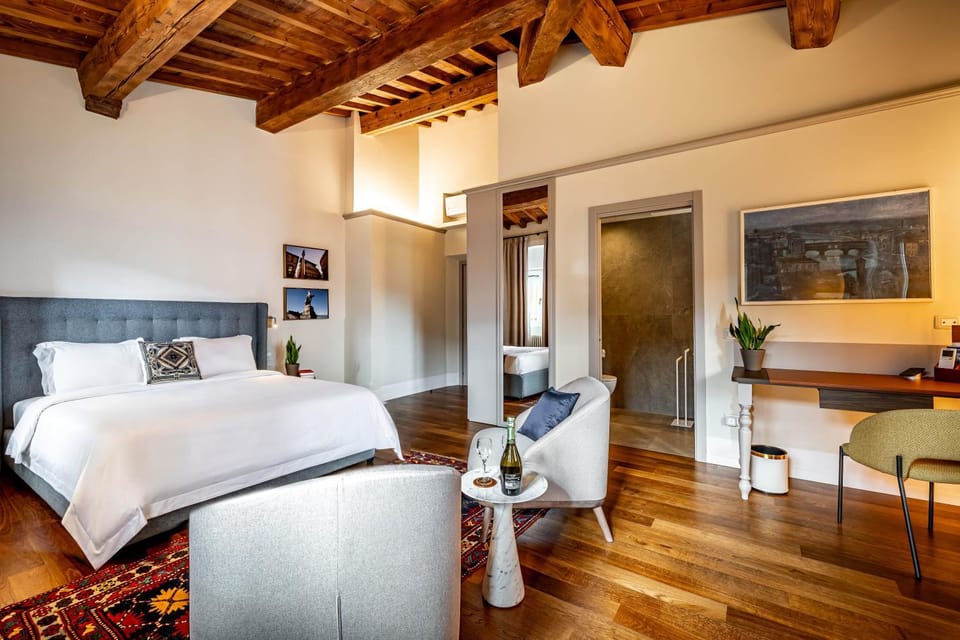 Bed, Bathroom, Bedroom, air conditioner