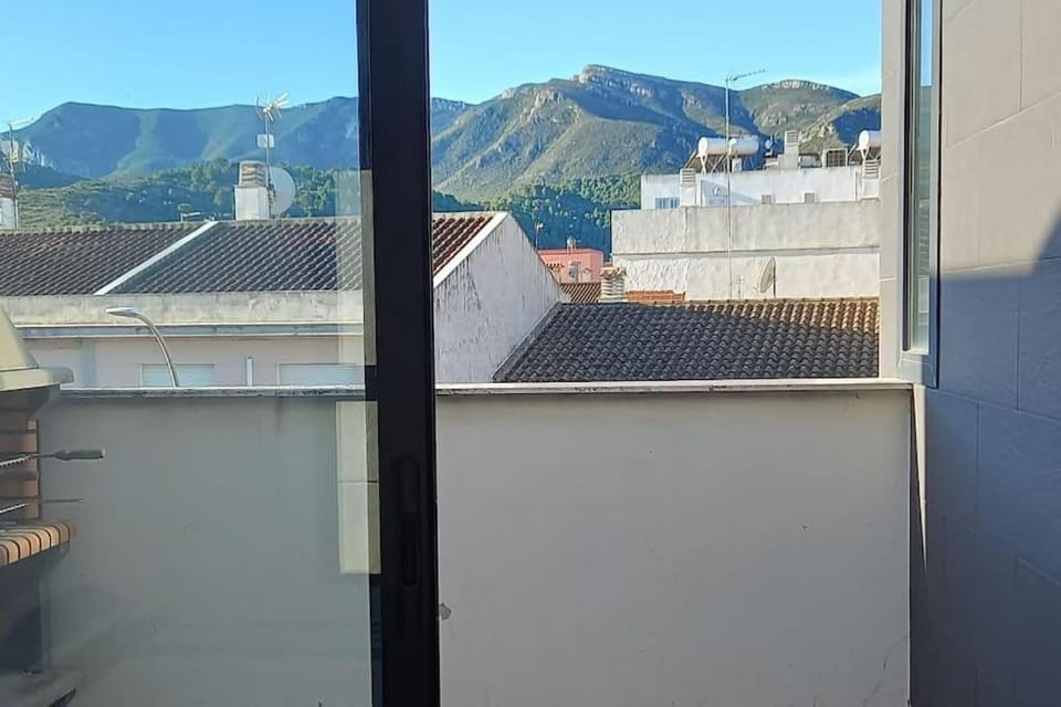 View (from property/room), Balcony/Terrace, Mountain view