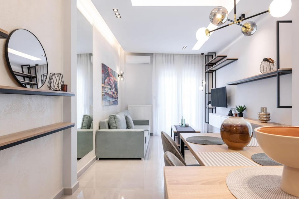 Living room, Dining area