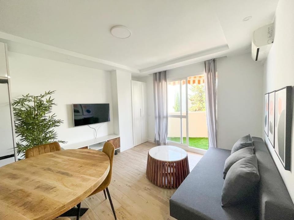 Apartamento Playa Benalmadena Las Golondrinas Apartment in Benalmadena