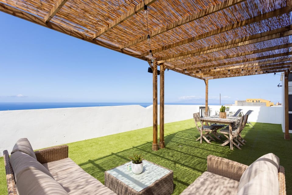 Balcony/Terrace, Living room, Sea view